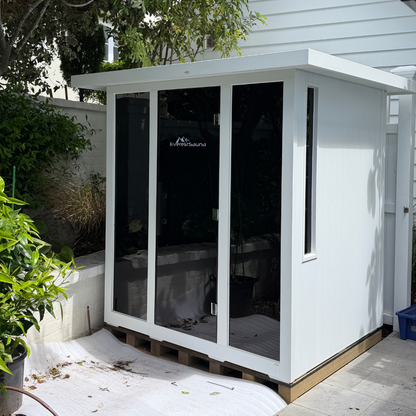 White Onyx Traditional Outdoor Sauna