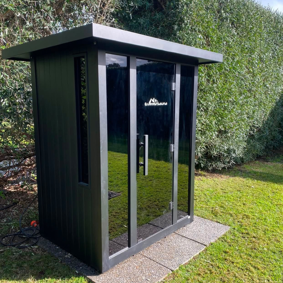 Onyx Traditional Outdoor Sauna
