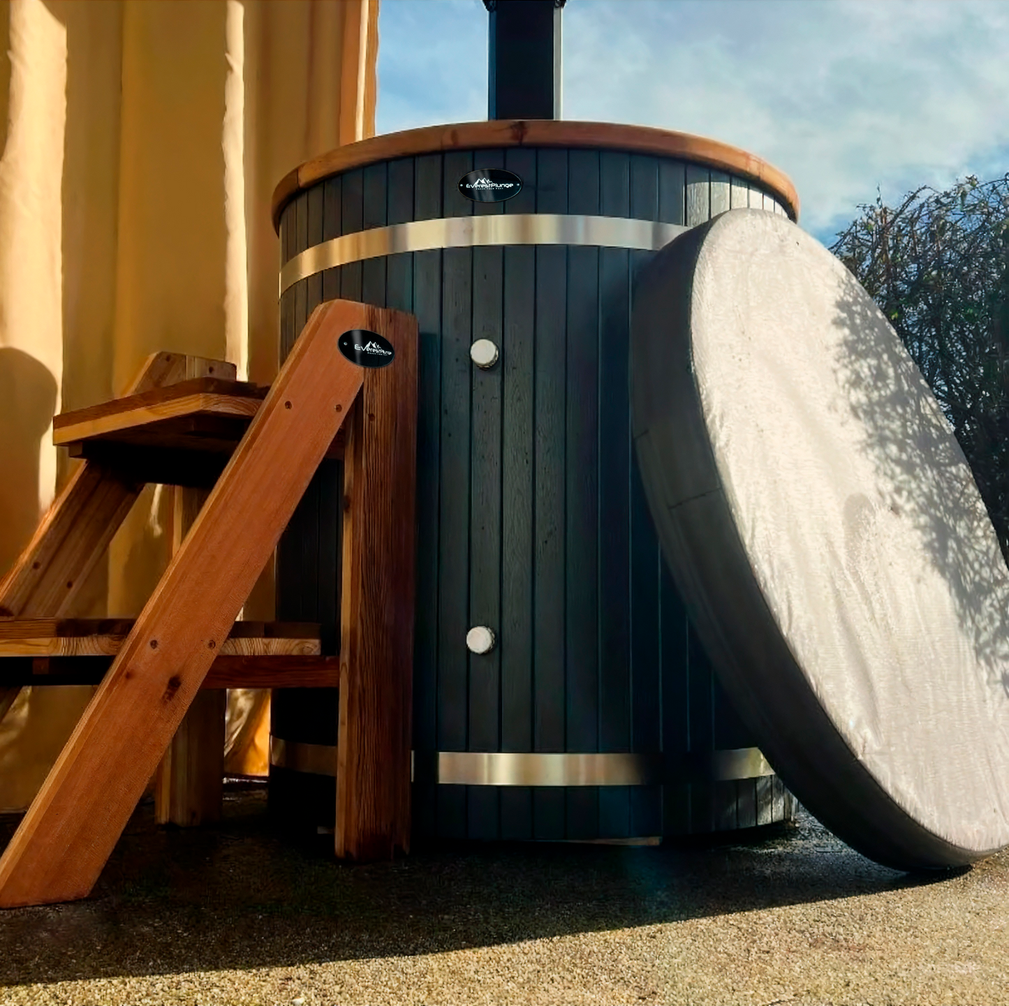 Sienna Sauna + Black Barrel Ice Bath