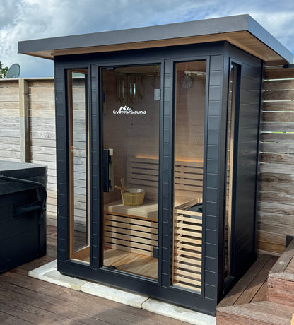 Onyx Traditional Outdoor Sauna